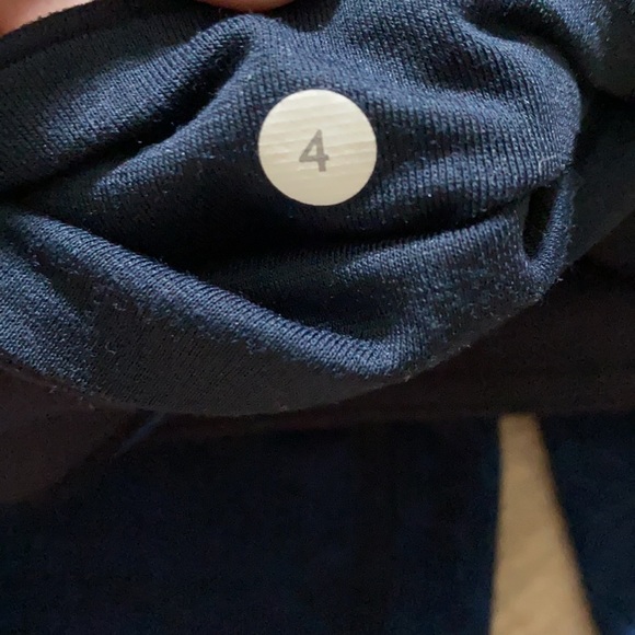 Lululemon joggers - Picture 4 of 5